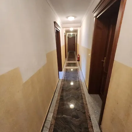 Lägenhet Einzellzimmer Mit Extra Bad 25 Nürnberg
